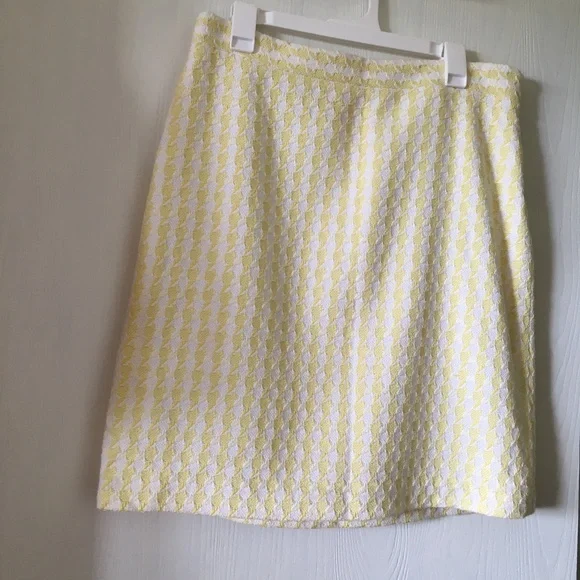 Banana Republic white and yellow pencil skirt. Size 12P. - Picture 1 of 10